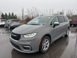 Used 2023 Chrysler Pacifica Limited image 4