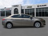 Used 2017 Toyota Corolla L image 2