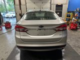 Used 2017 Ford Fusion SE w/ Fusion SE Technology Package image 5