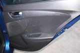 Used 2017 Hyundai Veloster image 5