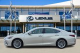 Used 2019 Lexus ES 350 Ultra Luxury image 3