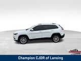 Used 2021 Jeep Cherokee Latitude image 2