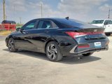 Used 2024 Hyundai Elantra SEL w/ Convenience Package image 3
