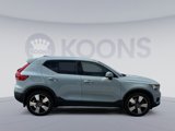 Used 2019 Volvo XC40 T5 Momentum image 4