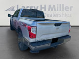 Used 2018 Nissan Titan PRO-4X w/ Pro-4x Convenience Package image 3