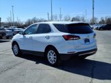 Used 2022 Chevrolet Equinox LT image 2