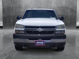 Used 2005 Chevrolet Silverado 2500 LS image 2