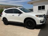 Used 2017 Nissan Rogue SV w/ Midnight Edition image 5