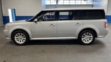 Used 2009 Ford Flex SEL image 6
