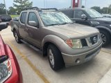 Used 2005 Nissan Frontier LE w/ (X01) Leather Pkg image 2