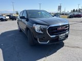 Used 2024 GMC Terrain SLE image 3