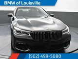 Used 2017 BMW 750i image 2