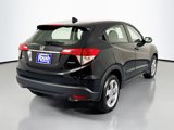 Certified 2022 Honda HR-V LX image 5