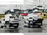 Used 2019 Jeep Grand Cherokee Laredo image 3