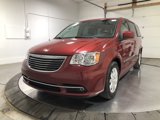 Used 2015 Chrysler Town & Country Touring image 3