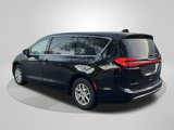 New 2025 Chrysler Pacifica Select image 4