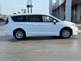 Used 2022 Chrysler Voyager LX image 2
