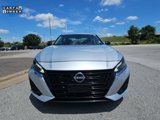Used 2024 Nissan Altima 2.5 SV image 4