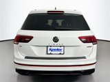 Used 2022 Volkswagen Tiguan SE R-Line image 5