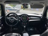 Used 2016 MINI Cooper 4-Door Hardtop image 6