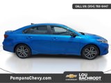 Used 2023 Kia Forte GT-Line image 2