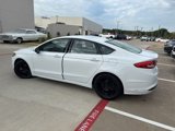 Used 2017 Ford Fusion SE w/ Fusion SE Technology Package image 5