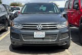Used 2011 Volkswagen Touareg VR6 image 5