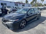 Used 2022 Toyota Camry SE image 4
