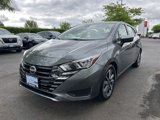 Used 2023 Nissan Versa SV image 3
