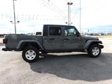 Used 2022 Jeep Gladiator Sport image 4