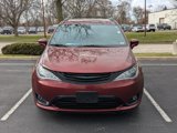 Used 2019 Chrysler Pacifica Touring-L w/ S Appearance Package image 2