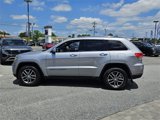 Used 2017 Jeep Grand Cherokee Limited image 4