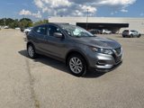 Used 2022 Nissan Rogue Sport S image 2