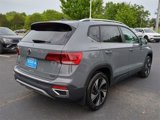 New 2024 Volkswagen Taos SE image 5