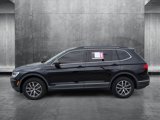 Used 2020 Volkswagen Tiguan SE image 2