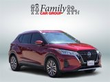 Used 2024 Nissan Kicks SV image 2