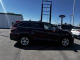 Used 2015 Toyota Highlander XLE image 6