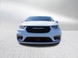 Used 2022 Chrysler Pacifica Limited image 5