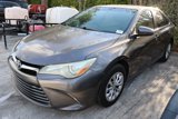 Used 2016 Toyota Camry LE image 2