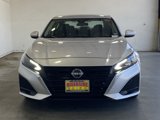 Used 2023 Nissan Altima 2.5 SV image 2