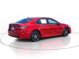 Used 2022 Toyota Camry SE image 3