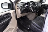 Used 2015 Chrysler Town & Country Touring image 4