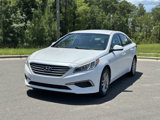 Used 2017 Hyundai Sonata SE image 3