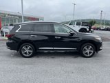 Used 2020 INFINITI QX60 Luxe w/ Essential Package image 2