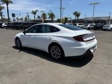 Used 2022 Hyundai Sonata SEL w/ Preferred Accessory Package image 4