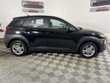 Used 2021 Hyundai Kona SE image 2