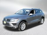Used 2016 Volkswagen Touareg Sport image 3