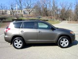 Used 2011 Toyota RAV4 4WD image 3