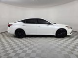 Used 2022 Nissan Altima 2.5 SR image 2
