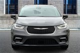 Used 2022 Chrysler Pacifica Touring-L image 3